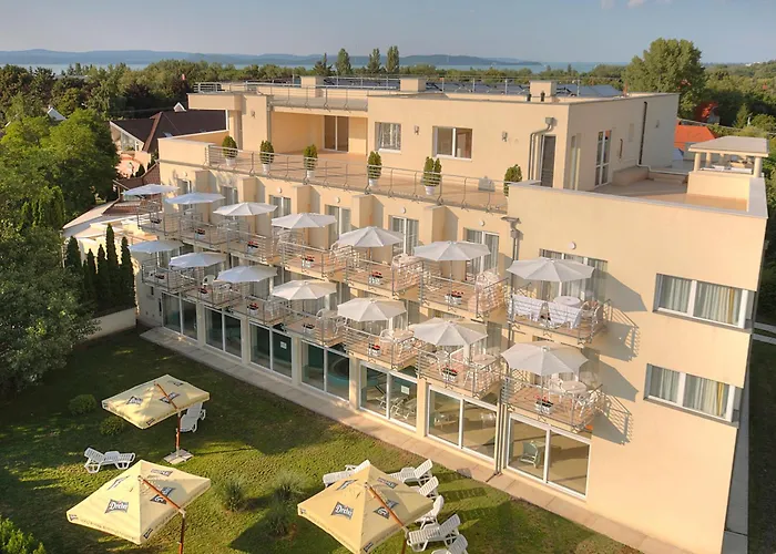 Ket Korona Konferencia Es Wellness Hotel